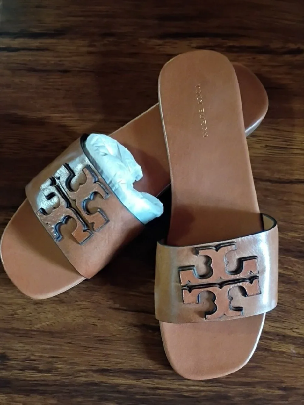 Tory Burch Double Stack Logo Slide In Tan Goat Leather